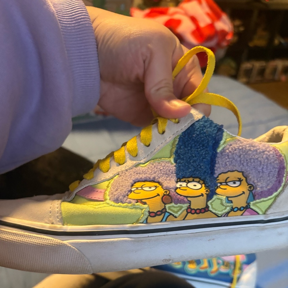 BOUVIER SISTER VANS
